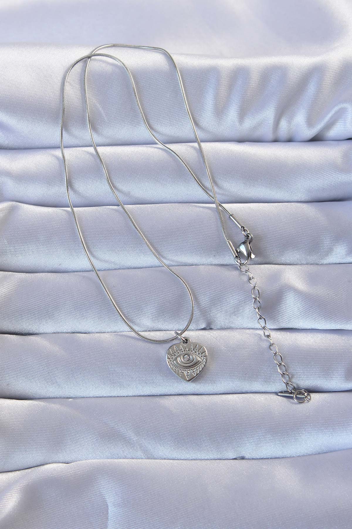 316L Gümüş Renk Zirkon Taşlı İşlemeli Göz Detay Kalp Kolye - Görsel 2