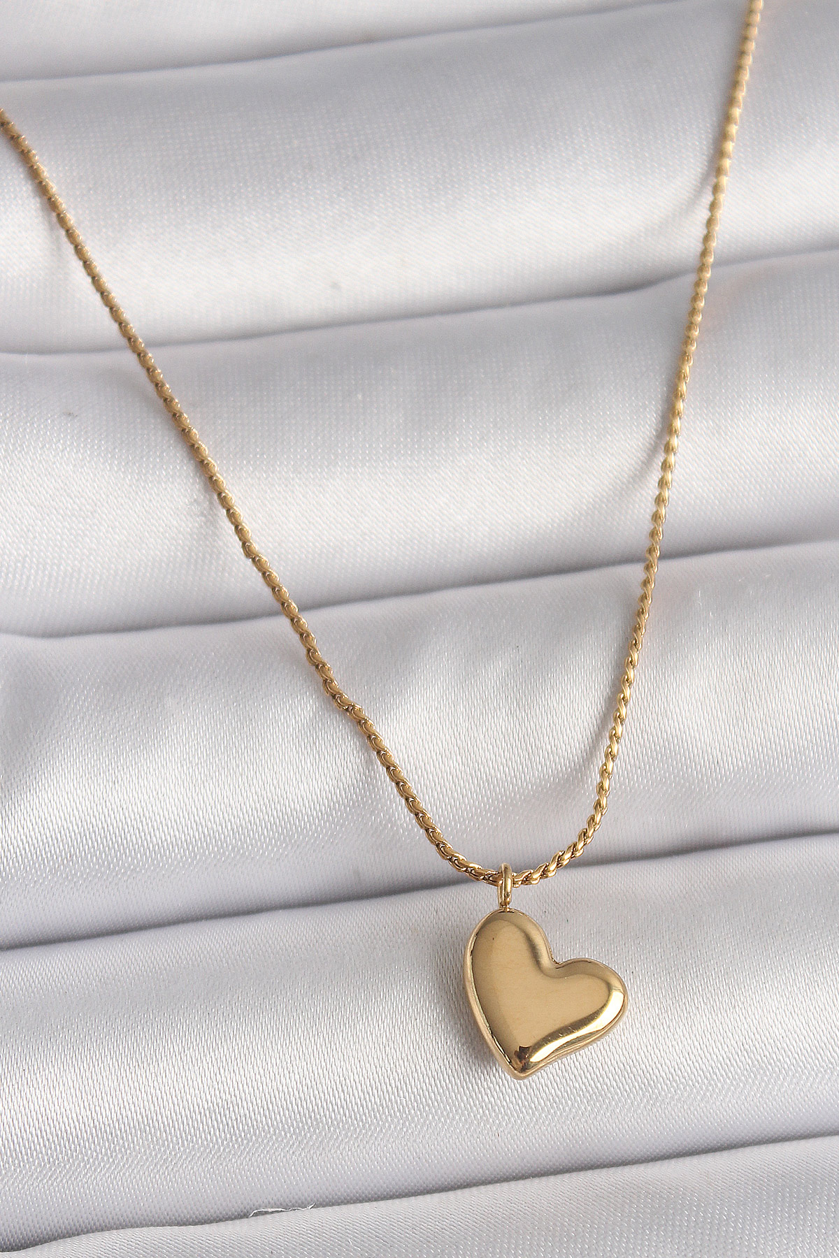 316L Çelik Gold Renk Zincir Kalp Figür Kadın Kolye